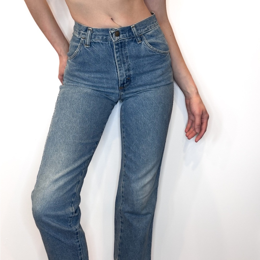Classic Rustler Denim - Picture 3 of 4